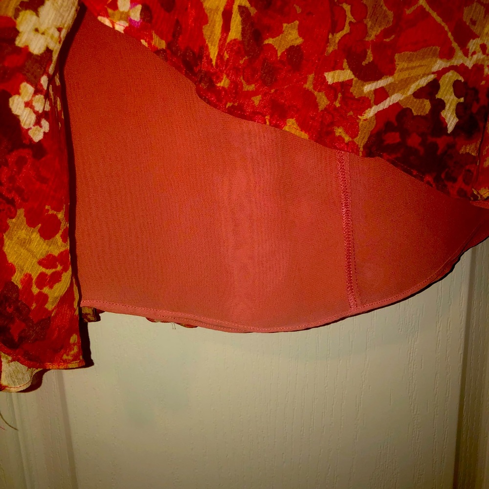 Skirt with Lining. Size 8. Zipper on the side